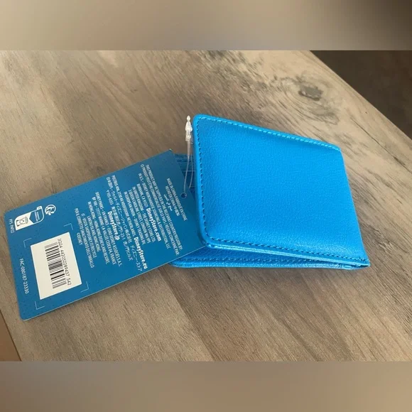 2024 Disney Parks Donald Duck Wallet 90th Anniversary Quacketeer  Billfold NEW - Picture 4 of 6